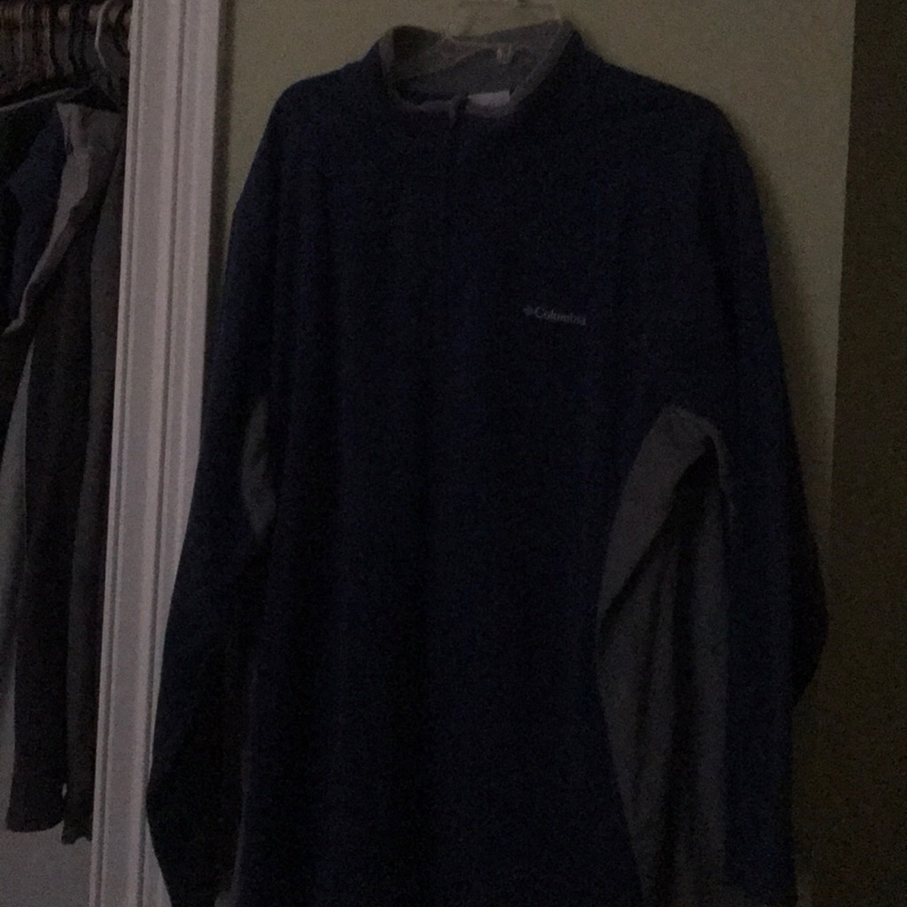 Columbia pullover